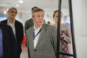 Михаил Ефремов в Арт-галерее