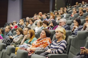 Зрители на встрече с Виталием Манским