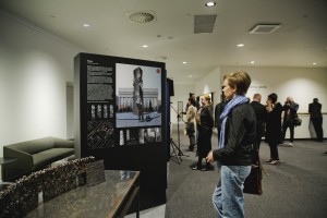  Выставка «Стена скорби»