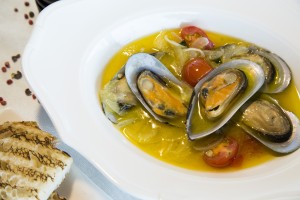 Кафе 1991. Осеннее меню. Мидии с белым вином