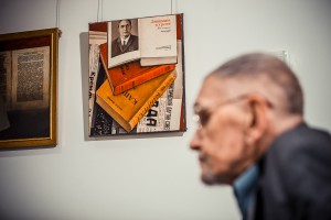 Работы художника "уктусской школы" Валерия Дьяченко на выставке "Нонконформизм как точка отсчета".