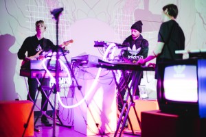 Однодневная выставка Bring Your Own Beamer