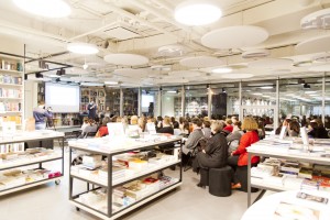 Презентация книги Ольги Шабуровой «Советский мир в открытке»