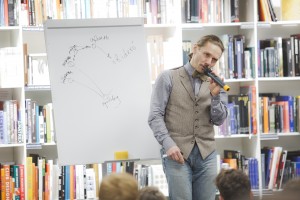 Лекция Александра Гаврилова «Будем ли мы платить дань Amazon.com»