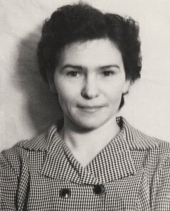 Наина Иосифовна Ельцина. Фотографии из личного архива (archive054)