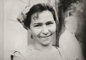 Наина Иосифовна Ельцина. Фотографии из личного архива (archive072)