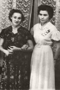 Наина Иосифовна Ельцина. Фотографии из личного архива (archive150)