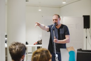 Поэтический слэм и фестиваль видеопоэзии «Пятая нога» в Ельцин Центре