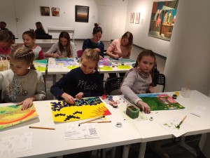 Мастер класс-для детей "Футуристический пейзаж"