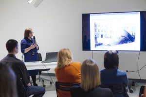 Фотографии и дневники: память, сохраняемая вербальными и визуальными способами»