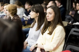 Читки пьес Таи Сапуриной и Ульяны Гицаревой