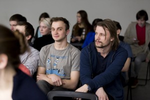 Читки пьес Таи Сапуриной и Ульяны Гицаревой