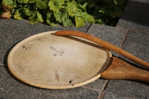 Японский молитвенный барабан утива-дайко буддийского ордена Ниппондзан Мёходзи