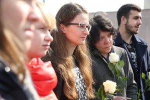 Екатеринбург. Возложение цветов к памятнику Б.Н. Ельцина