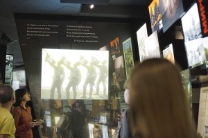 Писатели в «Лабиринте истории ХХ века