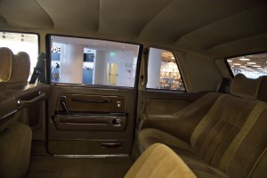 Водитель Бориса Ельцина Алексей Булгаков. Автомобиль «Чайка»