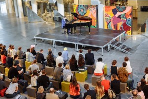 Фортепианный концерт в исполнении Владислава Чепиноги. Ночь музеев в Ельцин Центре