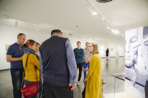 Экскурсия по выставке Неизвестный в Арт-галерее Ельцин Центра