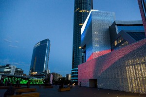 Медиафасад Ельцин Центра. День России