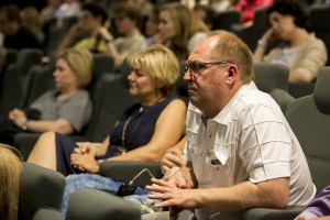 Антон Долин представил фильм «Аустерлиц»