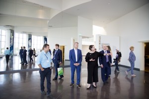 Валентин Юмашев, Герман Греф и Дина Сорокина в Музее Б.Н. Ельцина