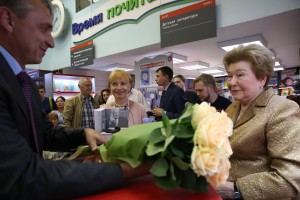 Презентация книги «Личная жизнь» Наины Ельциной в магазине «Москва»