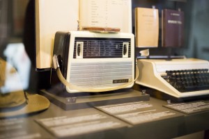 Полная версия: радиоприемники на баррикадах