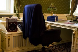 Полная версия: радиоприемники на баррикадах