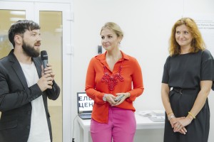 Открытие выставки Капки Кыневой «Бумажные истории»