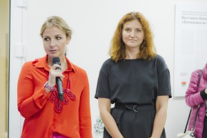 Открытие выставки Капки Кыневой «Бумажные истории»