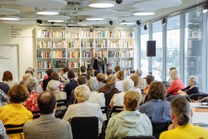 Книжный магазин «Пиотровский». Встреча с Виталием Воловичем