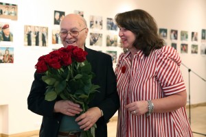 «Параллельные миры» Дмитрия Донского 