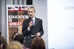 Лекция Айвин Финн (Diamond Light Source)