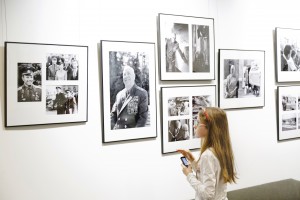 Открытие выставки Генриетты Перьян «Записки. Из фото-книжки»