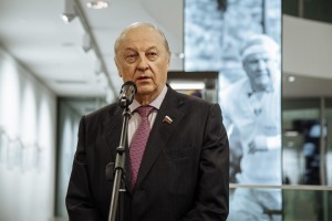 Эдуард Россель