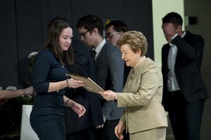 Наина Ельцина вручила студентам именные стипендии Бориса Ельцина