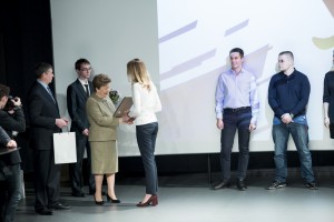 Наина Ельцина вручила студентам именные стипендии Бориса Ельцина