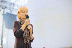 Остров 90-х 2017. Людмила Телень