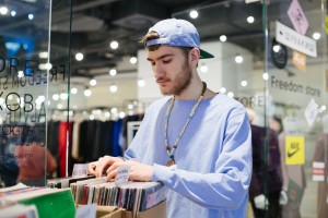 Остров 90-х 2017. Бьюти-зона, лаунж-зона, фото-зона и маркет