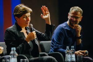 Остров 90-х 2017. Кино-конференц зал. Серебряный дождь. Наталья Синдеева, Александр Винокуров