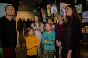 Детские мастерские: плакат