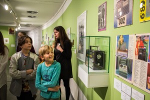 Детские мастерские: плакат