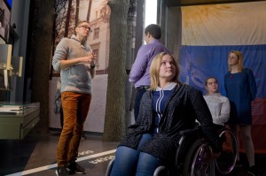 Экскурсия экспертов с особыми потребностями в Музей Ельцина