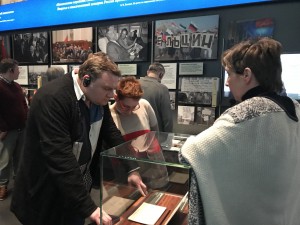 Александр Плющев и Таня Фельгенгауэр в Музее Ельцина