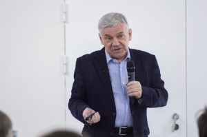 Лекция экономиста Евгения Попова