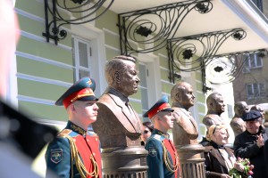 Открытие бюста Ельцина на Аллее правителей