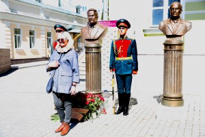 Открытие бюста Ельцина на Аллее правителей