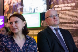 Экскурсия финской делегации в Музее Ельцина