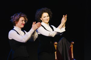 Спектакль «Неизвестный друг». Ксения Раппопорт и Полина Осетинская 