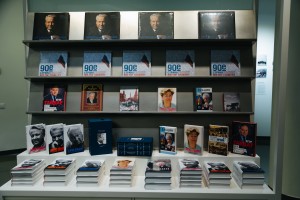 Сувенирный магазин Музея Б.Н. Ельцина